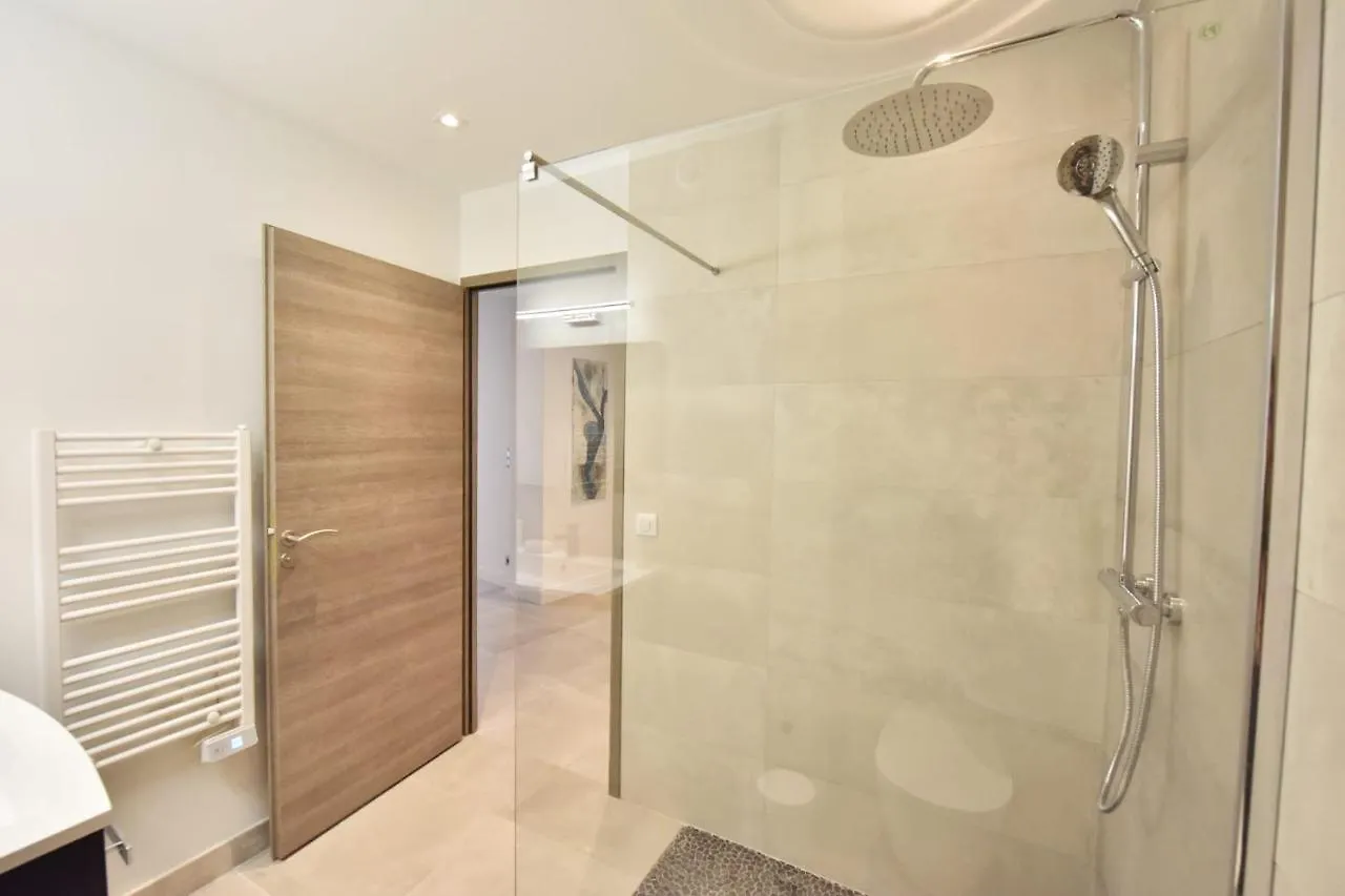 3-Room Apartment In The Heart Of Cannes